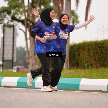 Runner Photo 7537662