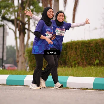 Runner Photo 7537663