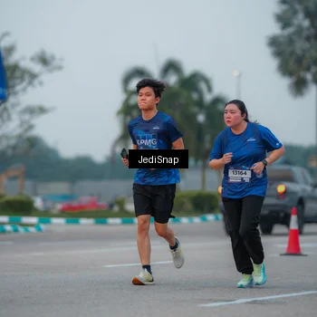 Runner Photo 7537667