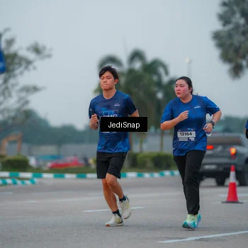 Runner Photo 7537668