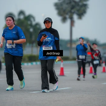 Runner Photo 7537679