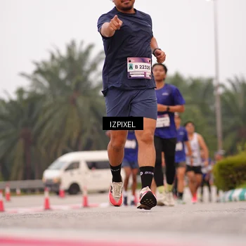 Runner Photo 7537680