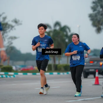 Runner Photo 7537681