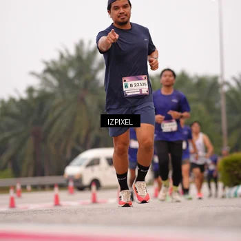 Runner Photo 7537685