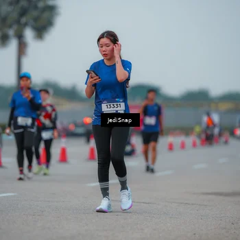 Runner Photo 7537690