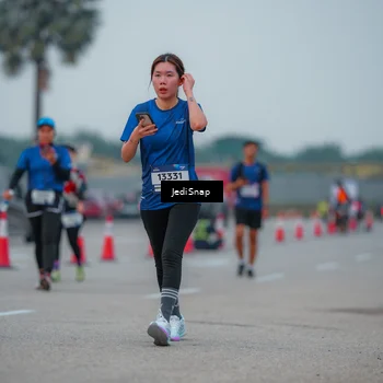 Runner Photo 7537693