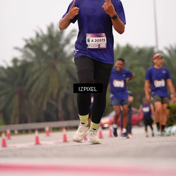 Runner Photo 7537710