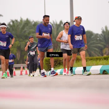 Runner Photo 7537713