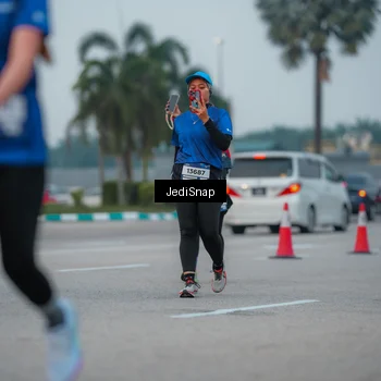 Runner Photo 7537714