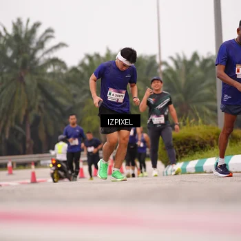 Runner Photo 7537715