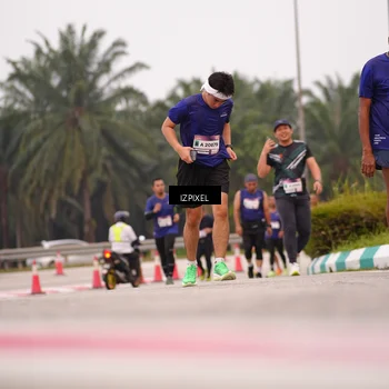 Runner Photo 7537723