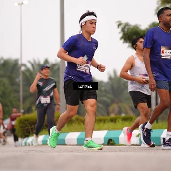 Runner Photo 7537741