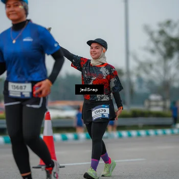 Runner Photo 7537747