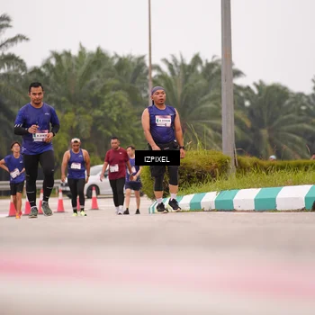 Runner Photo 7537750