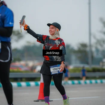 Runner Photo 7537753