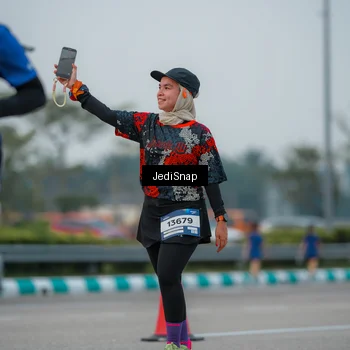 Runner Photo 7537754
