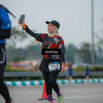 Runner Photo 7537755