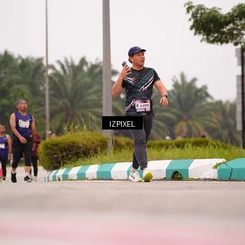 Runner Photo 7537758
