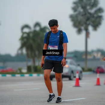 Runner Photo 7537764