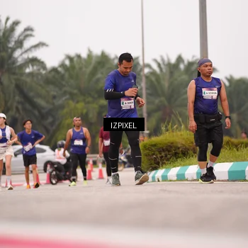 Runner Photo 7537768
