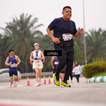 Runner Photo 7537780