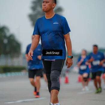 Runner Photo 7537782