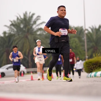 Runner Photo 7537791