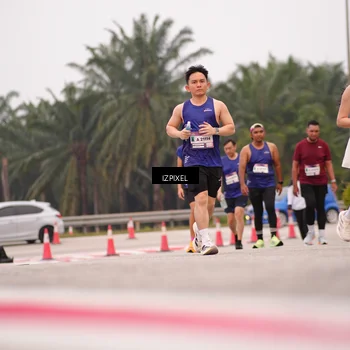 Runner Photo 7537796