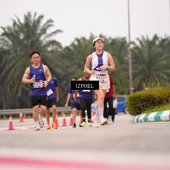 Runner Photo 7537798