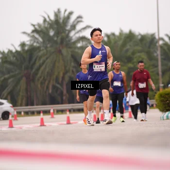 Runner Photo 7537799