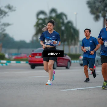 Runner Photo 7537802