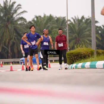 Runner Photo 7537807