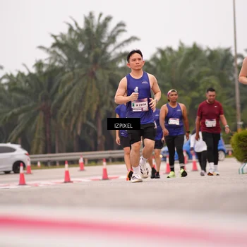 Runner Photo 7537829