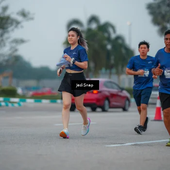 Runner Photo 7537834