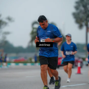Runner Photo 7537839