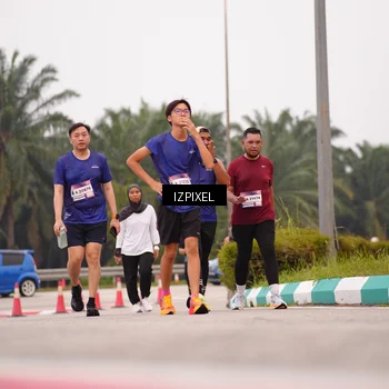 Runner Photo 7537844
