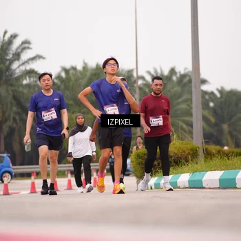 Runner Photo 7537845
