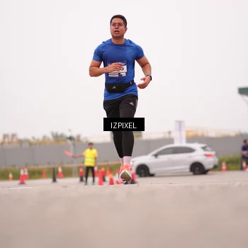 Runner Photo 7537852
