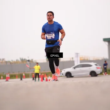 Runner Photo 7537854