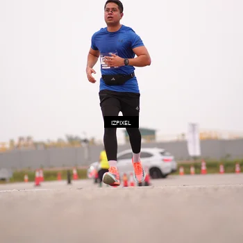 Runner Photo 7537857