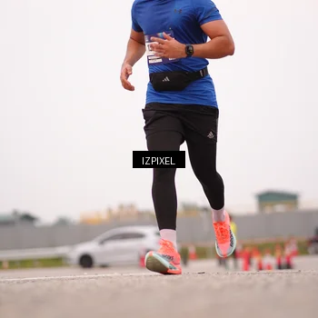 Runner Photo 7537863