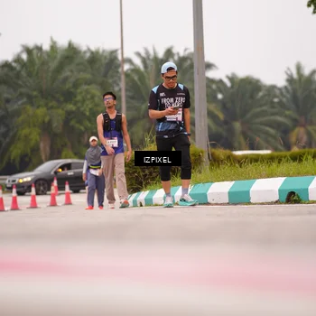 Runner Photo 7537875