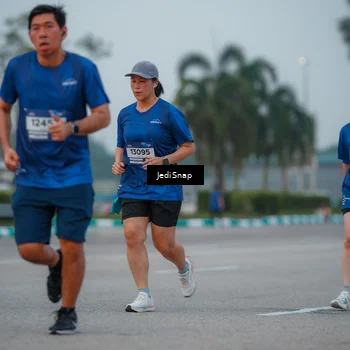 Runner Photo 7537877