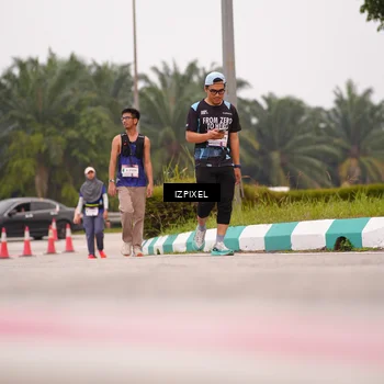 Runner Photo 7537878