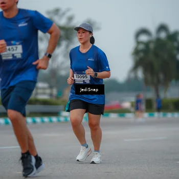 Runner Photo 7537883