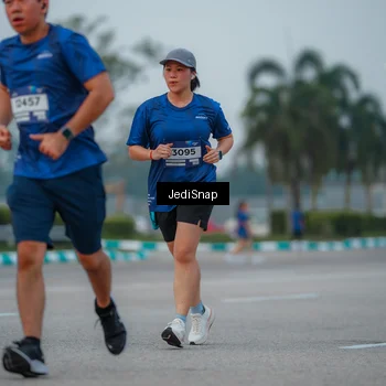 Runner Photo 7537887