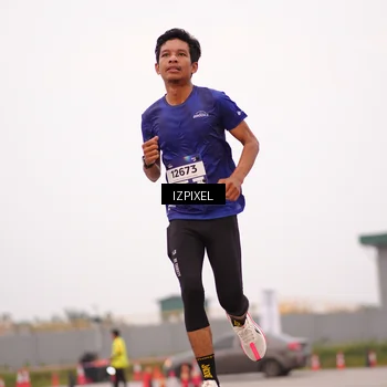 Runner Photo 7537891
