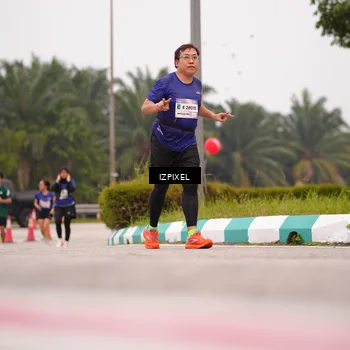 Runner Photo 7537910