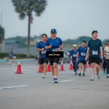 Runner Photo 7537911
