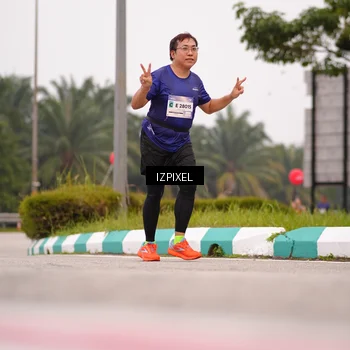 Runner Photo 7537917